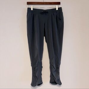 Athleta crop grey light weight hiking pants